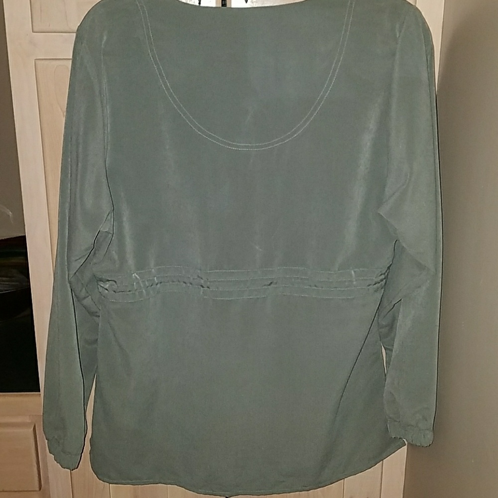 Scrub Jacket - Picture 2 of 3